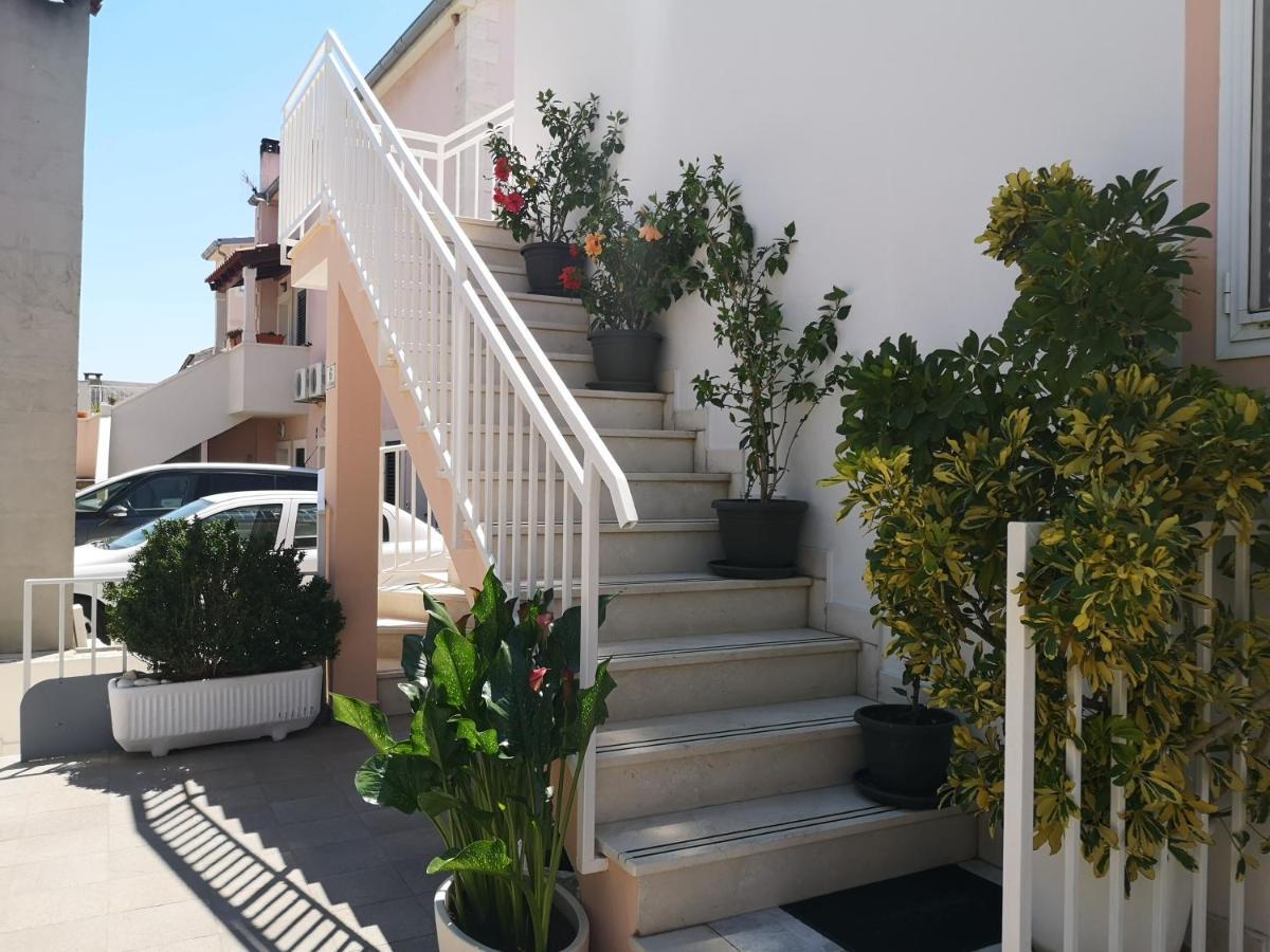 Apartments & Rooms Anita Hvar Town Esterno foto