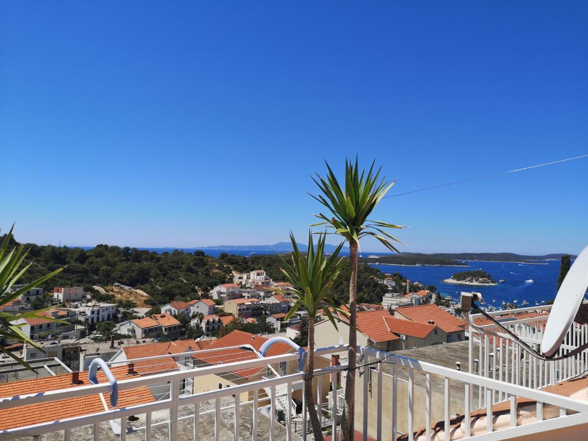 Apartments & Rooms Anita Hvar Town Esterno foto