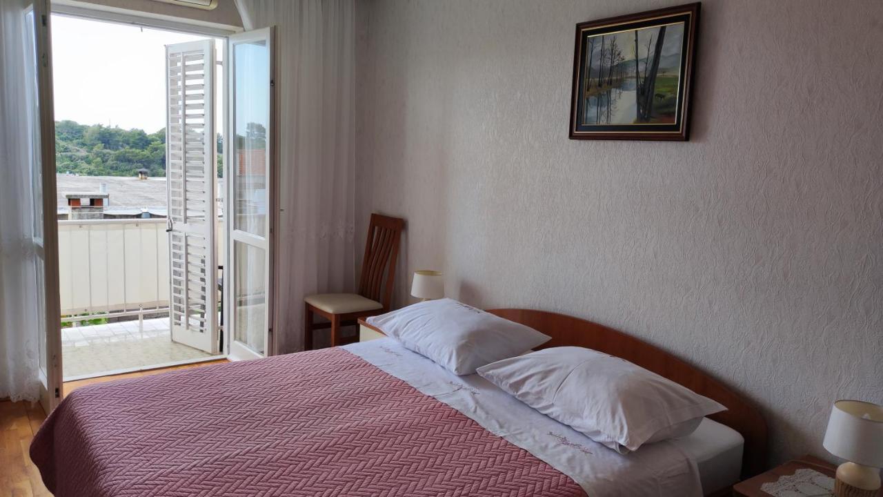 Apartments & Rooms Anita Hvar Town Esterno foto