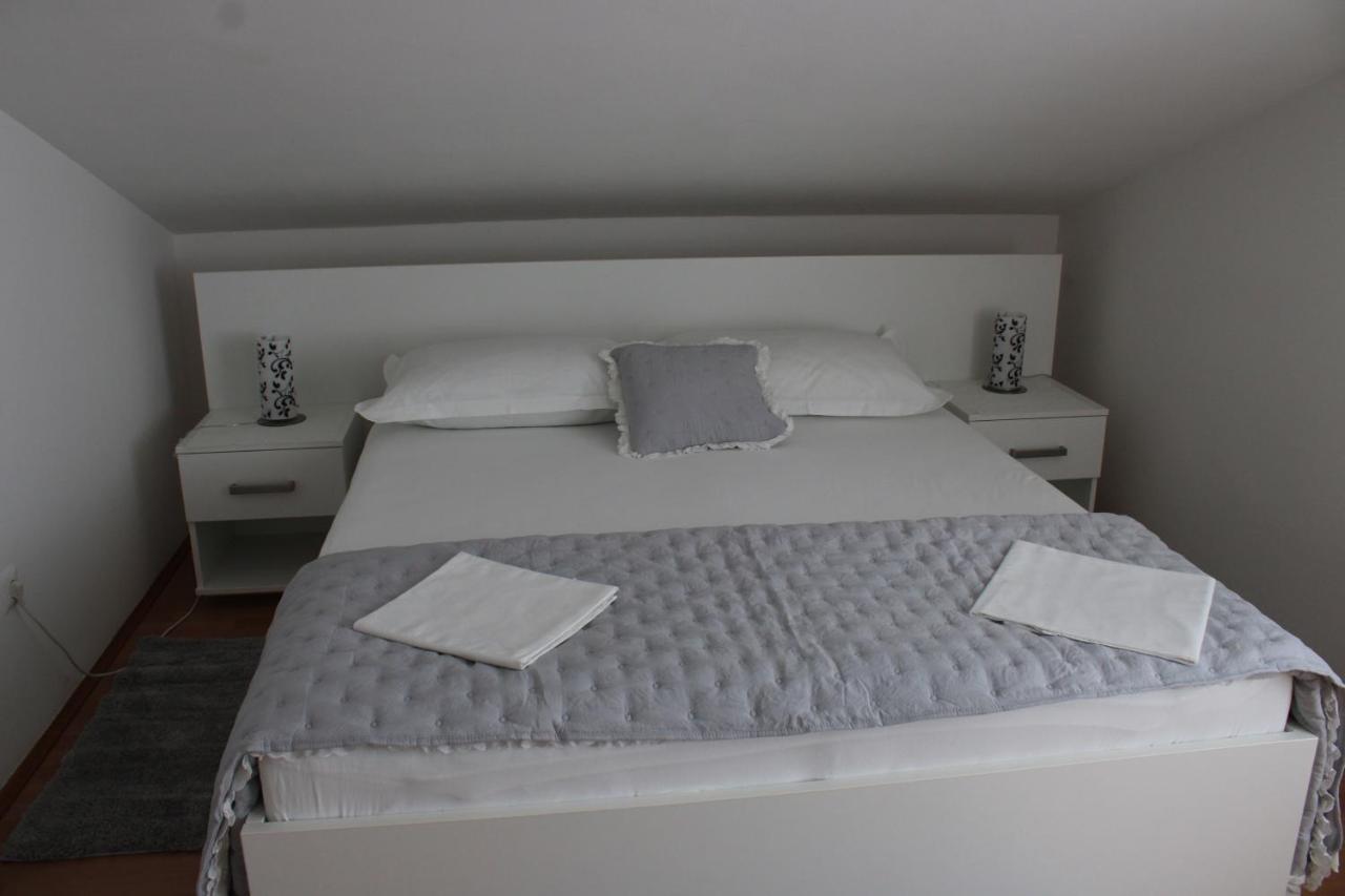 Apartments & Rooms Anita Hvar Town Esterno foto